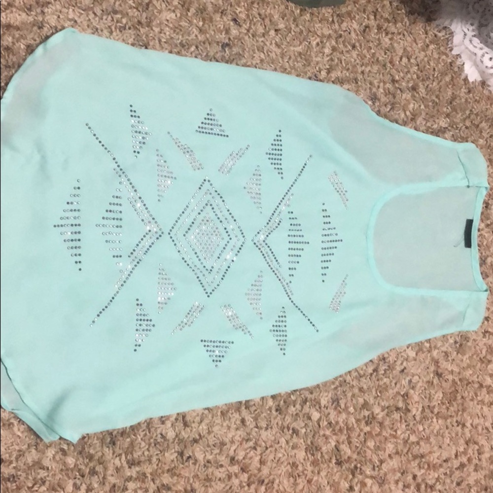 Rue 21 tank
